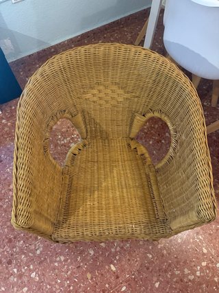 Butaca de mimbre artesanal
