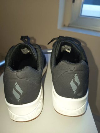 Zapatillas Skechers Negras