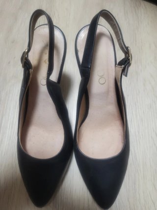 Zapatos tacón negros talla 37 dos pares y botines