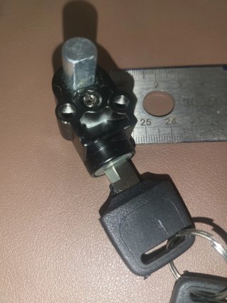 Cerradura Batería Moto/Bici Eléctrica