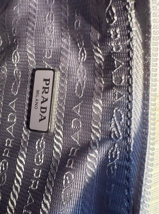 Bolso Prada Re-Edition 2000  Color Glicina