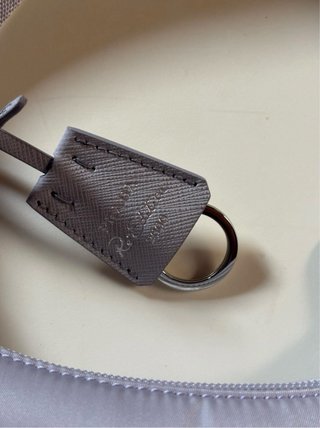 Bolso Prada Re-Edition 2000  Color Glicina