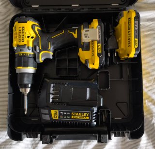 Taladro Percutor Stanley V20 20V Brushless