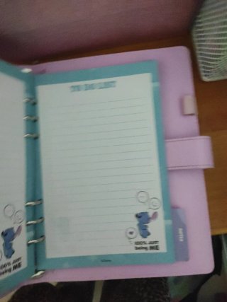 Libreta tapa dura Stitch y arcoíris