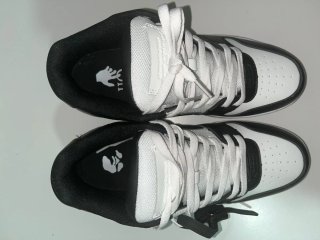 Zapatillas Off-White Negras y Blancas