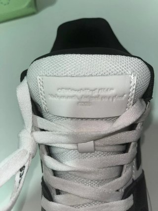 Zapatillas Off-White Negras y Blancas