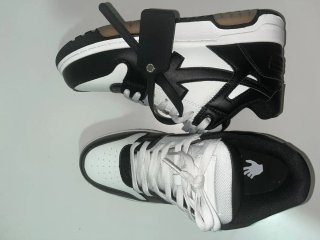 Zapatillas Off-White Negras y Blancas