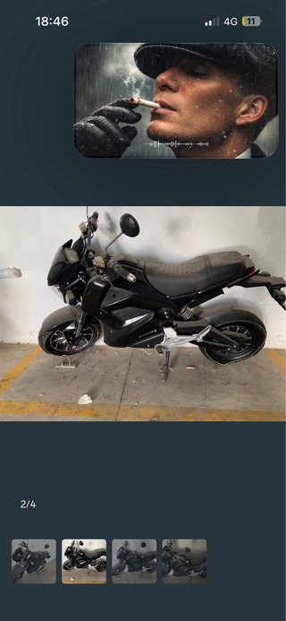 Moto Eléctrica Negra Automática