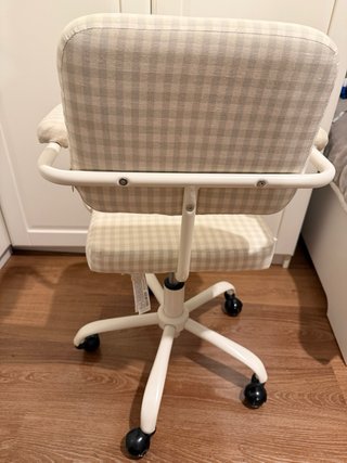 Silla de escritorio infantil a cuadros
