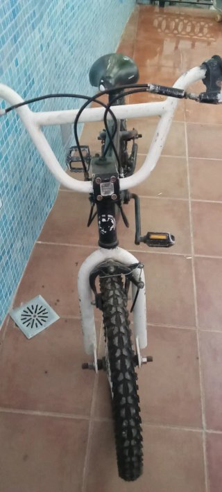 Bicicleta BMX Bonward Negra - lista para rodar