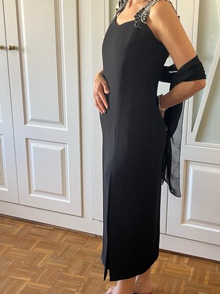 Vestido negro y chal talla L