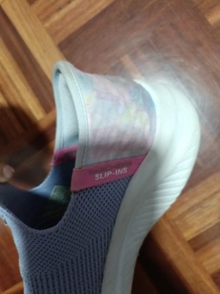 Deportivas Skechers Gris y Rosa