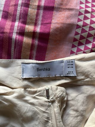 Pantalones beige anchos finos