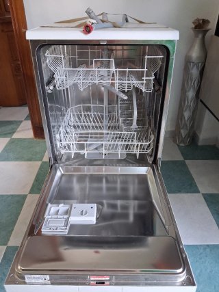 Lavavajillas Edesa LE 200