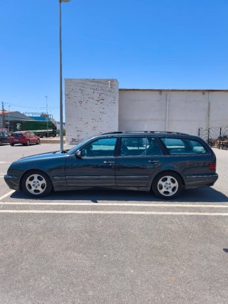 Mercedes-Benz Clase E 2001
