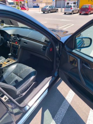 Mercedes-Benz Clase E 2001
