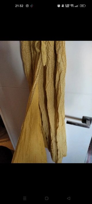 Vestido largo amarillo estampado