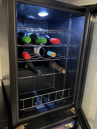 Vinoteca La Someliere 20 botellas