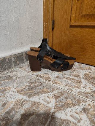 Sandalias tacón madera negras talla 38