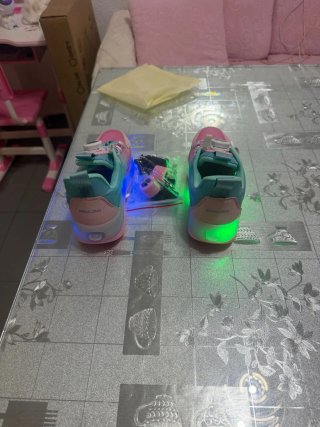 Zapatillas patín con luces LED talla 35
