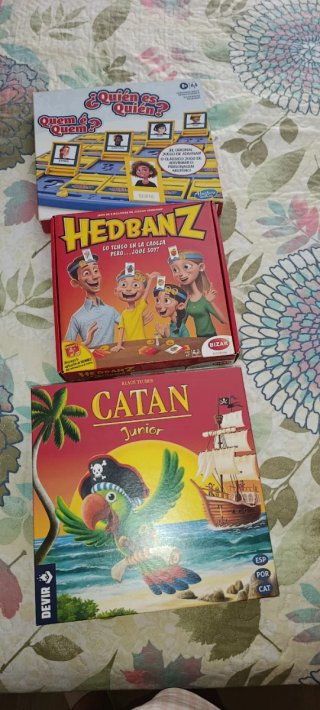 Lote 3 Juegos Mesa: Catan Junior, Hedbanz, Quién e