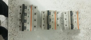 Interruttori magnetotermici Merlin Gerin NC100H C4