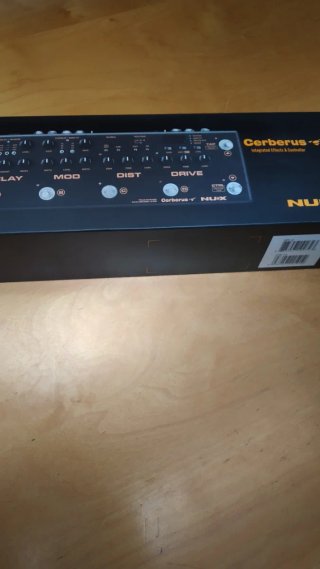 NUX CERBERUS Multiefectos Guitarra