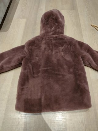Abrigo peludo niña Mango lila talla 11 años 146 cm