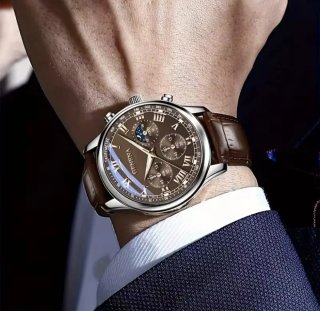 Reloj elegante hombre