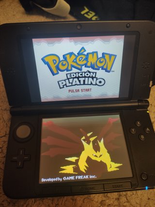 Nintendo 3DS XL Azul + Cargador + Pokémon