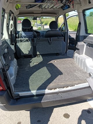 Citroen Berlingo 2.0 HDI año 2002. 168000 kil.