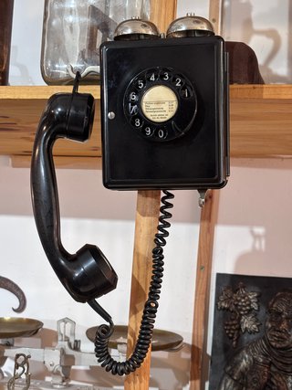 Teléfono antiguo Weiman baquelita