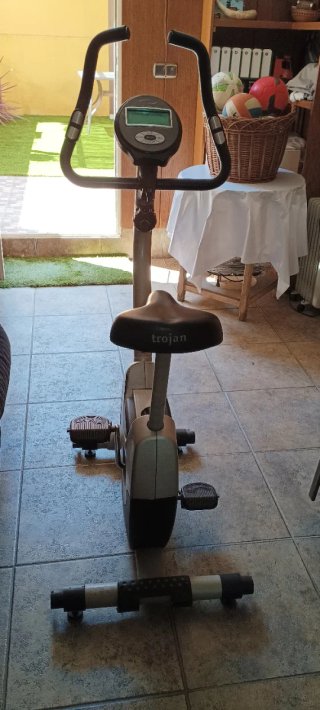 Bicicleta Estática Trojan