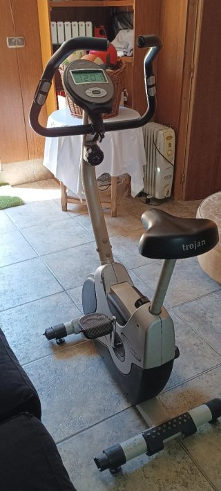 Bicicleta Estática Trojan