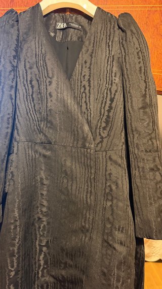 Vestido blazer negro ZARA con hombreras