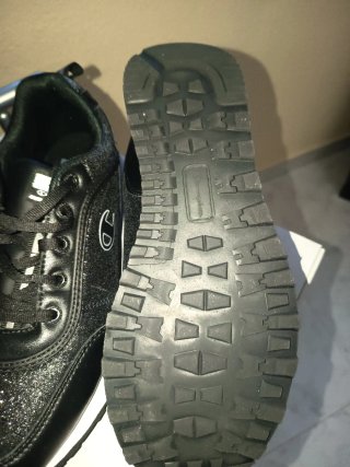 Zapatillas Champion Negras con Brillo