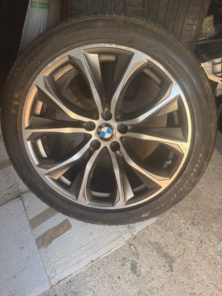 Llantas ,BMW X5 X6 .BRIDGESTONE.No Negociable