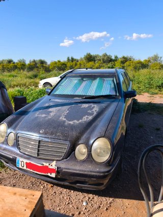 Mercedes-Benz Clase E 2001