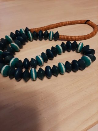 Collana legno verdeazzurro