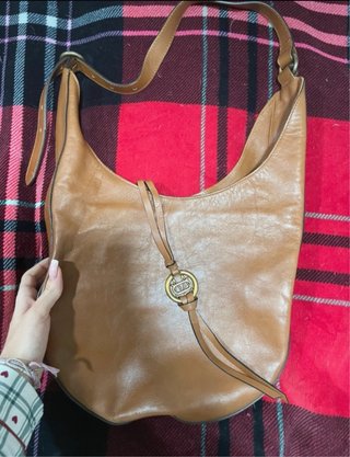 Bolso de cuero marrón