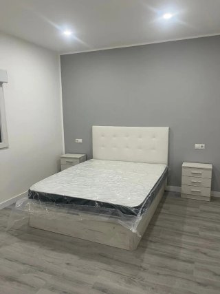 CAMA CON COLCHÓN