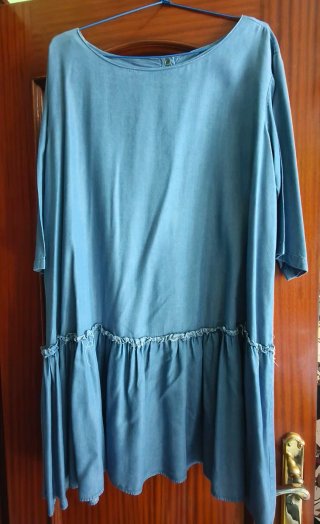 Vestido vaquero con volantes