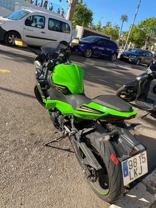 Kawasaki Ninja 400 2021 sport Perfecto estado