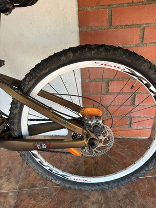 Bicicleta montaña Conor Enemy 26’ Frenos de disco