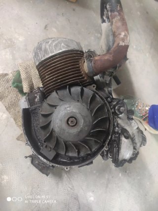 Motor Vespa 200