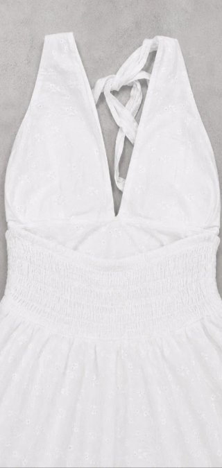 Mono corto blanco efecto vestido