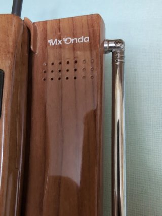 Teléfono MX Onda imitación madera