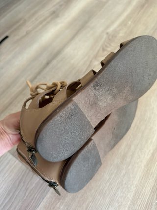 Sandalias Michael Kors color camello