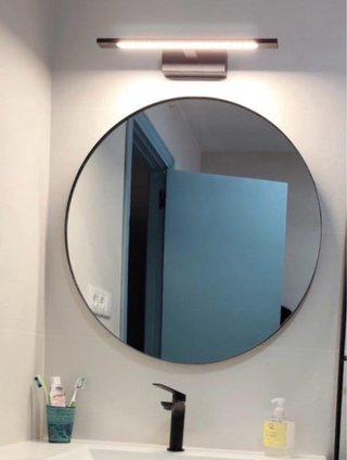 Specchio rotondo nero in metallo e luce led