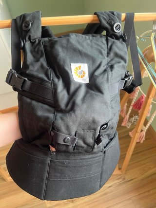 Mochila Ergobaby Negra Nueva